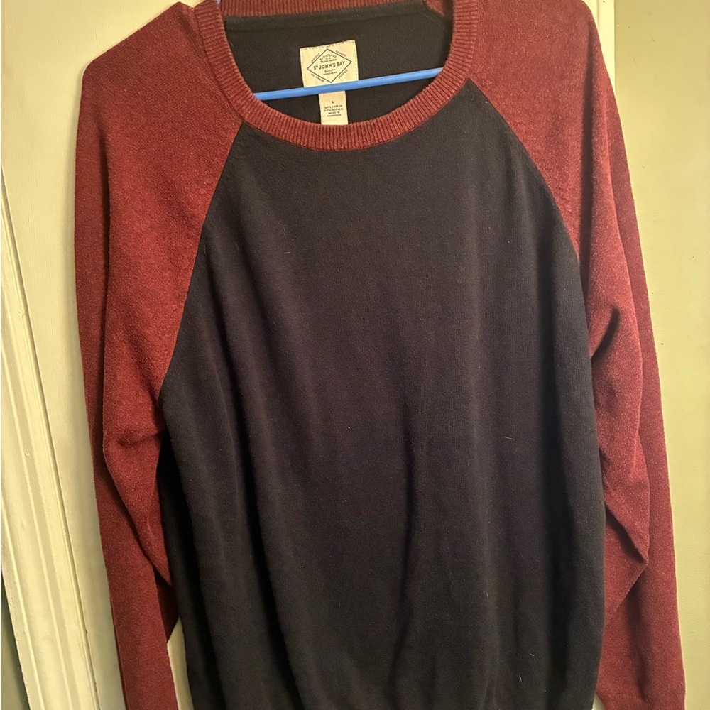 St. John's Bay Men's Burgundy and Black Sweatshirt